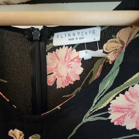 Flynn Skye Moscow Floral Open Front Mini Dress - Picture 5 of 9